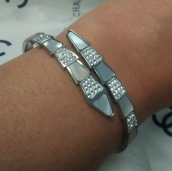 Solid 14kt Gold Jewelry - Solid 14kt White Gold MOP CZ cuff Bracelet 17.71g